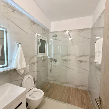 Aqualis Sarande